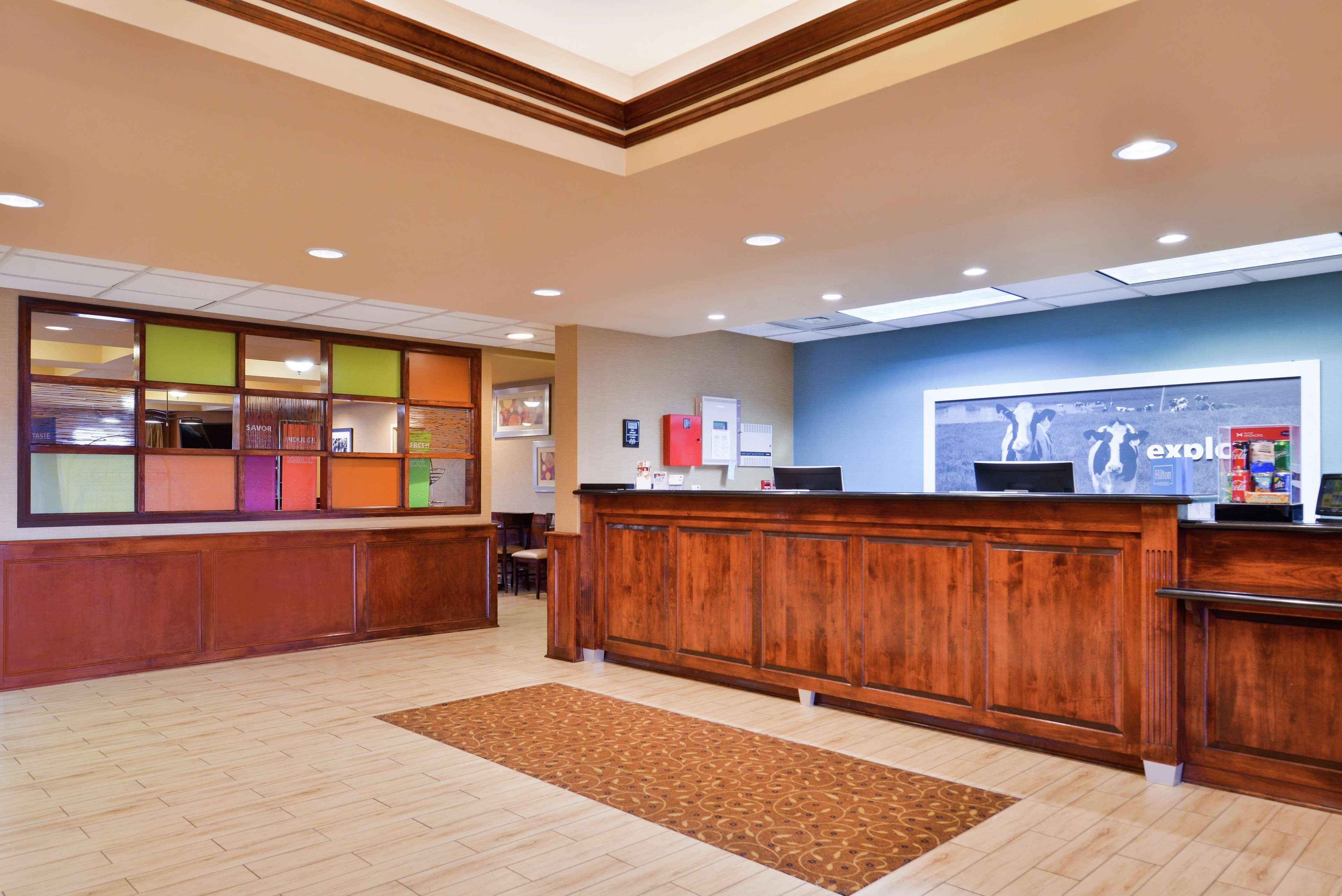 Hampton Inn Greensboro East / Mcleansville McLeansville Exterior foto