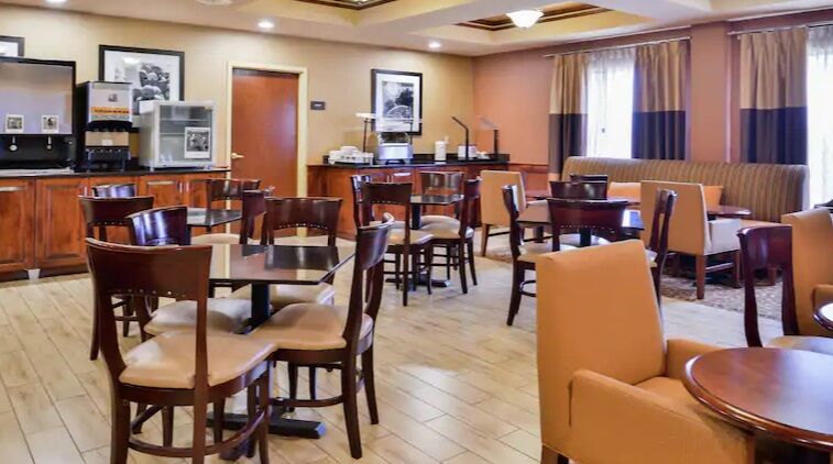 Hampton Inn Greensboro East / Mcleansville McLeansville Exterior foto